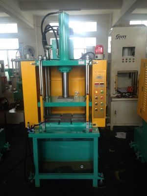 快速四柱液壓機、快速液壓切邊機、壓鑄件沖邊機產(chǎn)品相冊 | 鑫臺銘機械設(shè)備【南京】